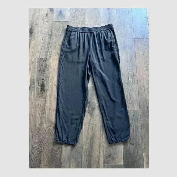 Madewell Dolphin Hem Track Trousers Size S Cropped Black Travel Lightweight Pant - Picture 3 of 8